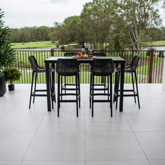 Nami Bar Stool, Black