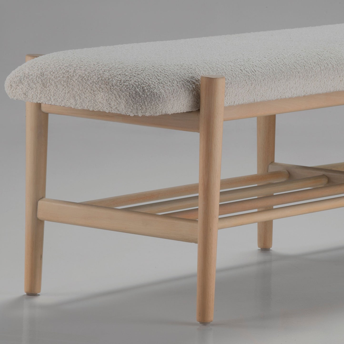 Norma Bench, Natural