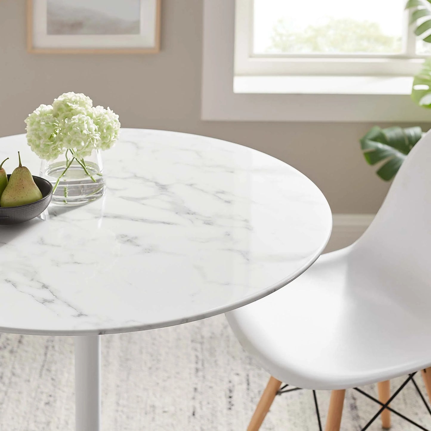 Tulip Marble Dining Table - 36" Round White