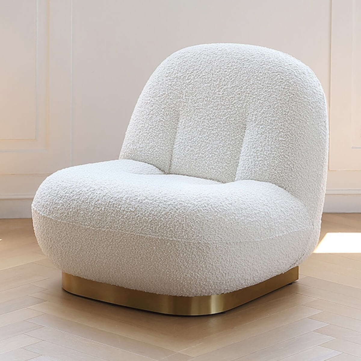 Cloud Pacha Swivel Lounge Chair