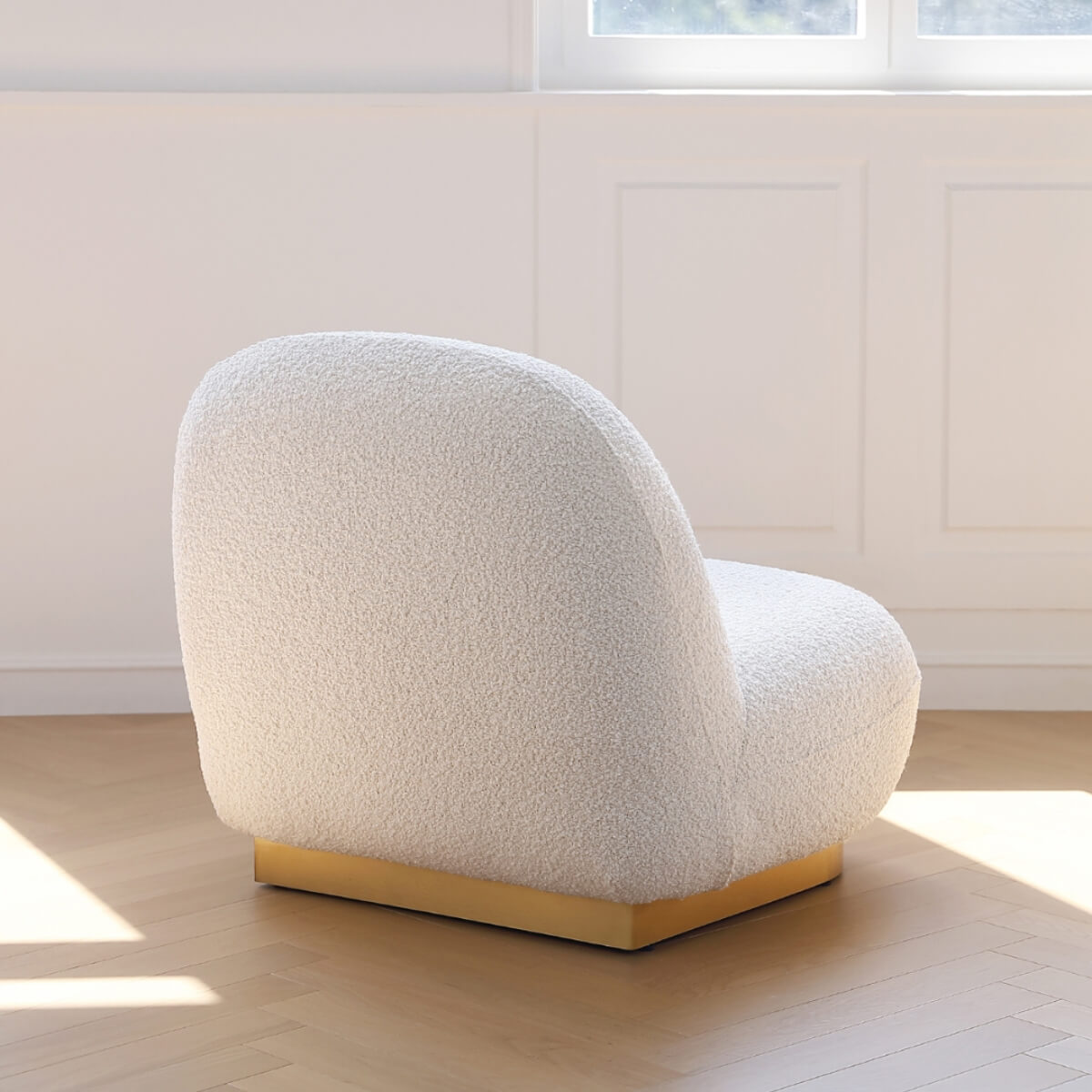 Cloud Pacha Swivel Lounge Chair
