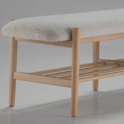 Norma Bench, Natural