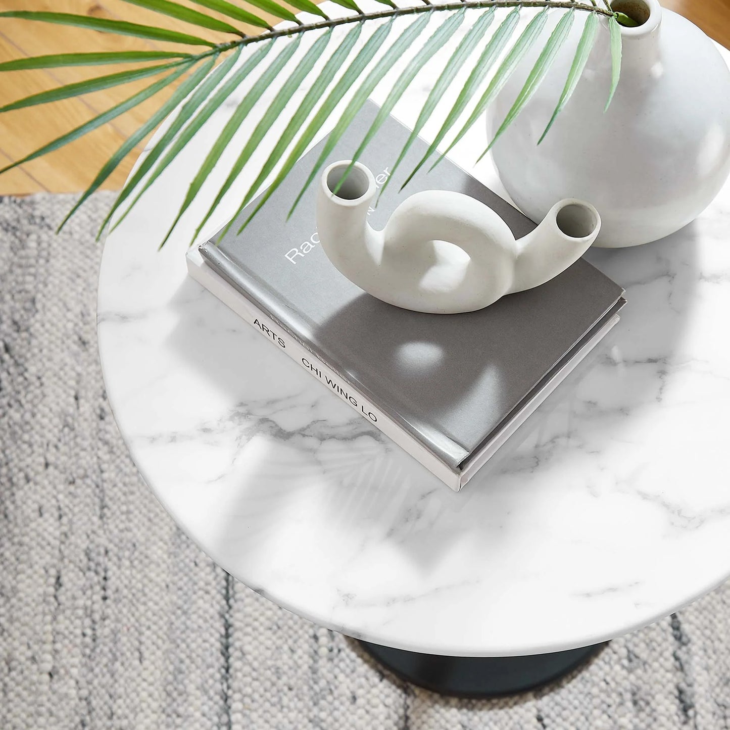 Tulip Marble Side Table - 20" Round, Black Base